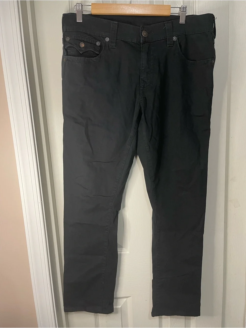 True Religion Bluish Black Retro Flap Back Pocket Ricky Jeans size 34
